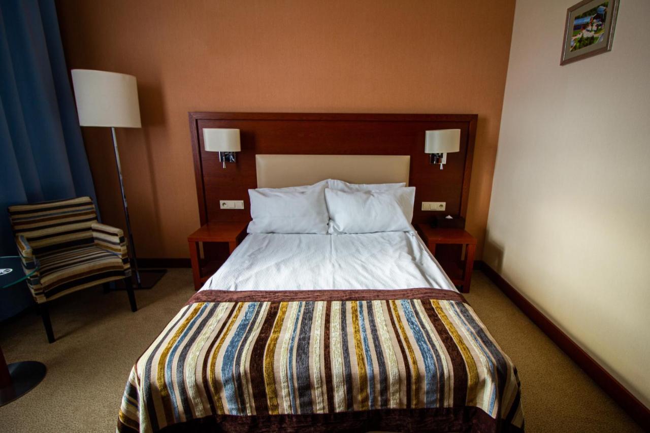 Mlyn Jacka Hotel & Spa Jaroszowice Екстериор снимка