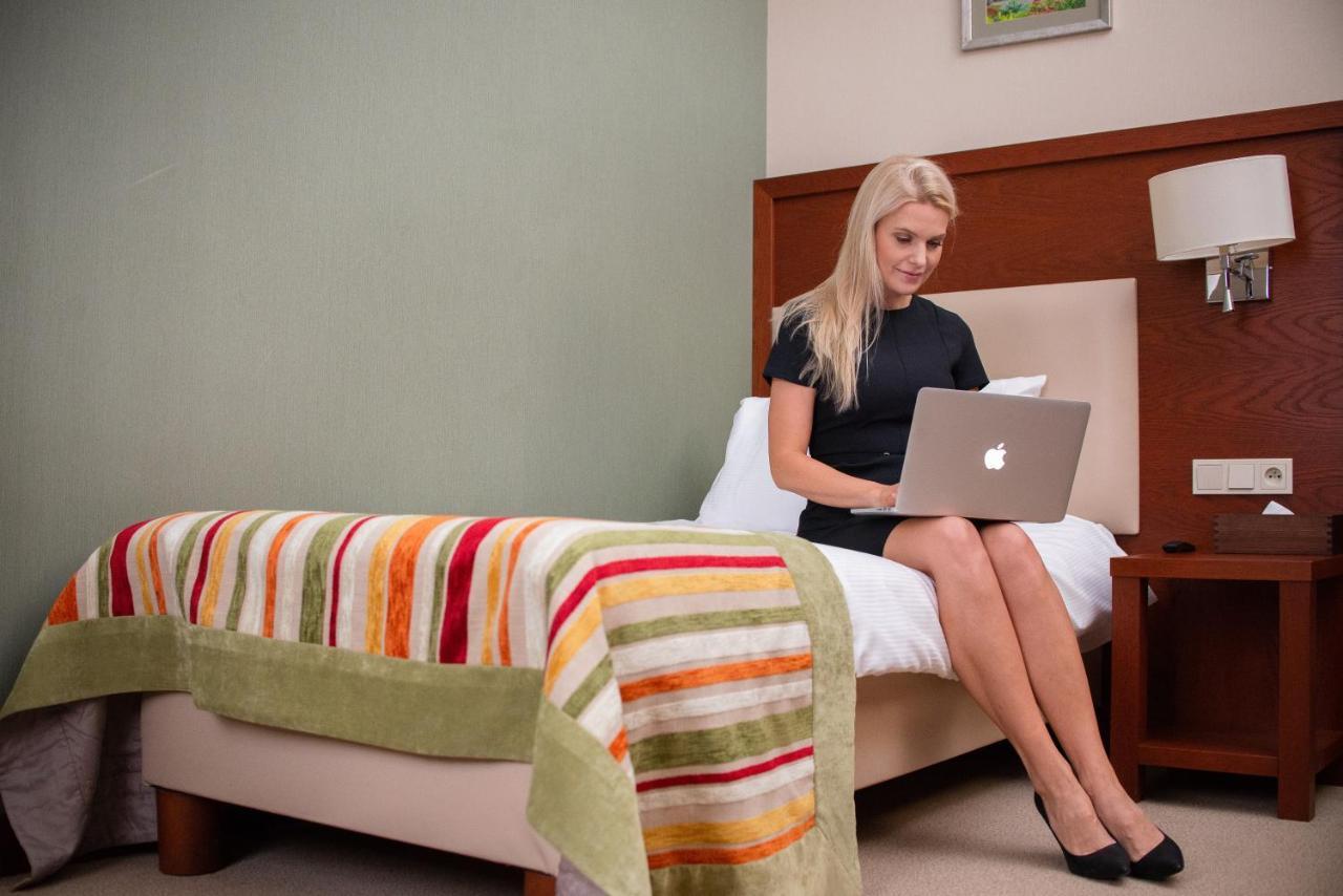 Mlyn Jacka Hotel & Spa Jaroszowice Екстериор снимка